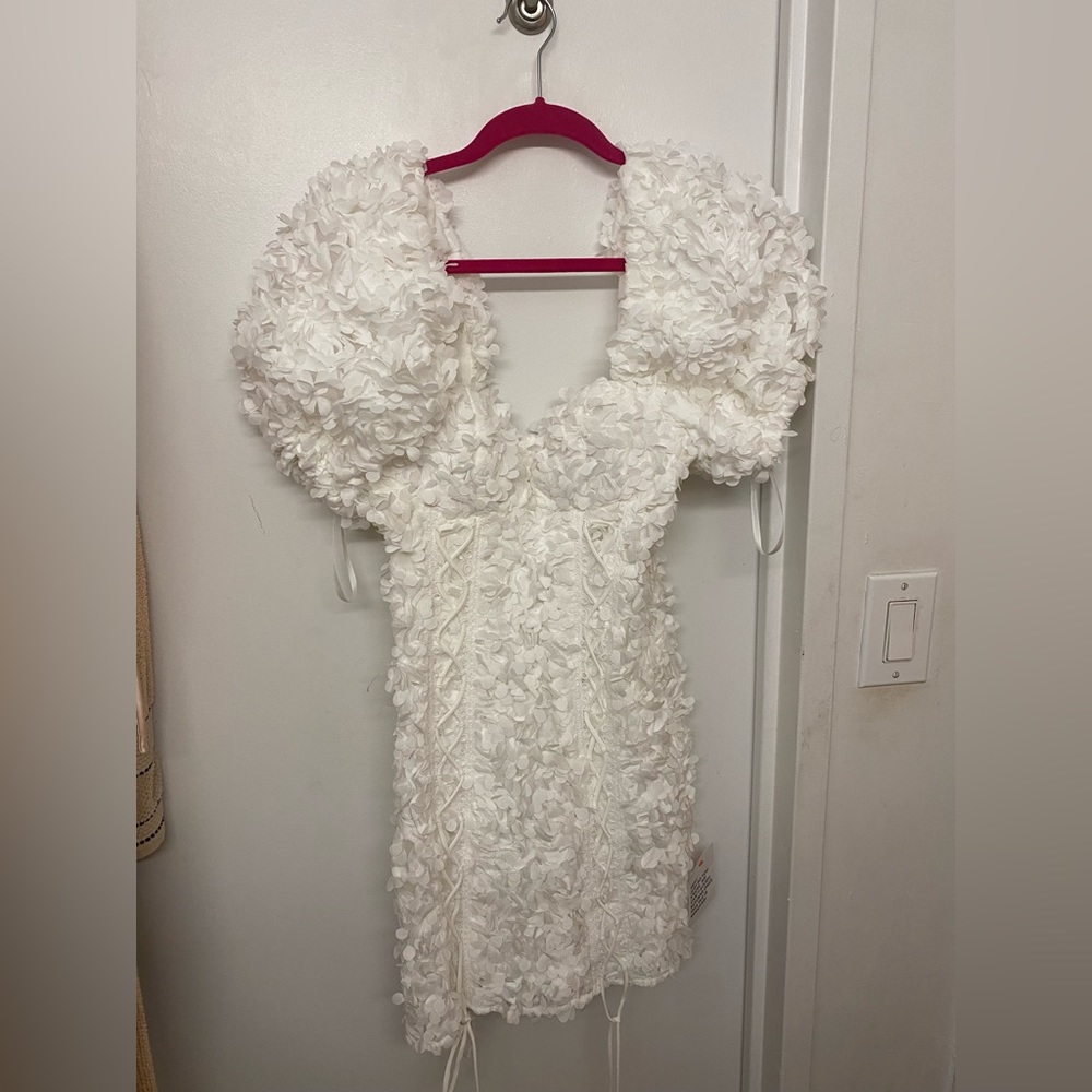 NEW WITH TAGS ASOS Luxe 3D Mini dress; floral corset with puff sleeves in white